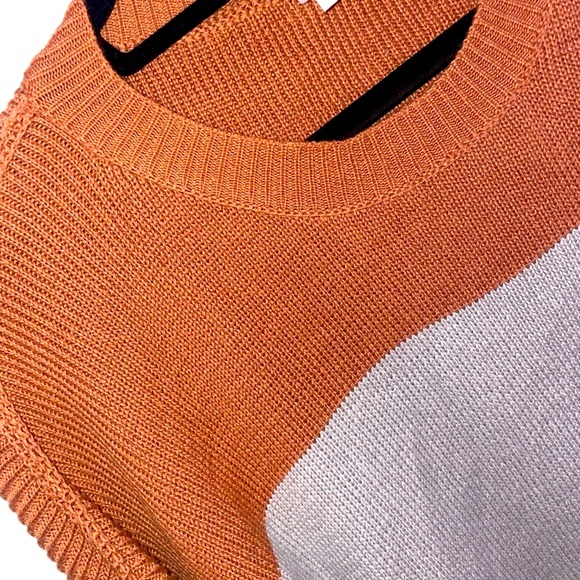 Colorblock Women's Cozy Sweater lightweight LIKE NEW Size Small - Picture 3 of 12